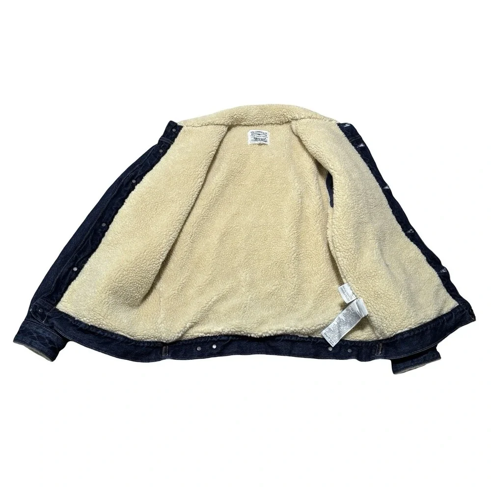 Levis levi made